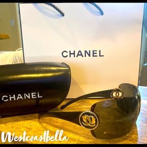 Chanel Women’s 4145 sunglasses Italy/OLG621